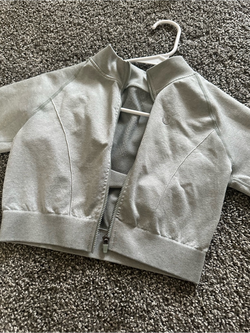 Cropped Light Gray Zip-Front Jacket - Astoria Activewear